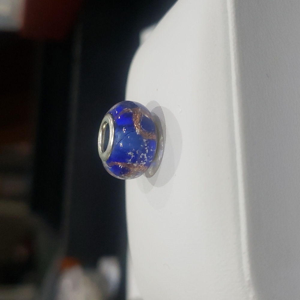 Murano Beads fit into Pandora bracelets